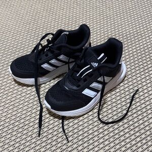Adidas Kids Sneakers in Black and White
